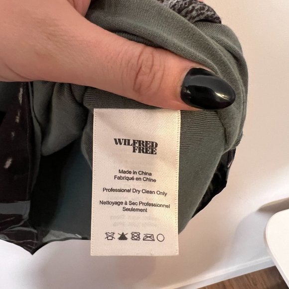 Wilfred Free Aritzia Floral Bohemian T-Shirt Summer Dress - Picture 7 of 9